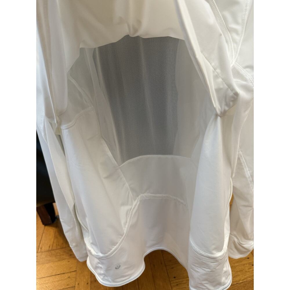 Lululemon Kicking Asphalt FullZip Jacket, Size 8, NWT-White - Picture 8 of 14